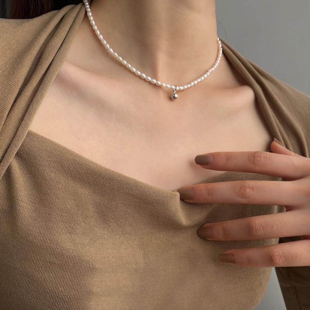 Baroque pearl necklace Silver pendant - Picture 2 of 3